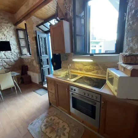 Casa Nikolou Chalki Town