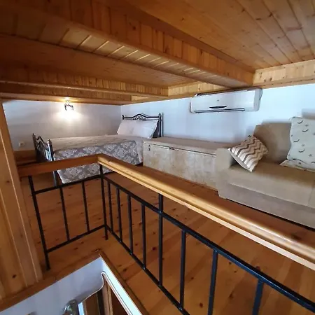 Casa Nikolou Chalki Town