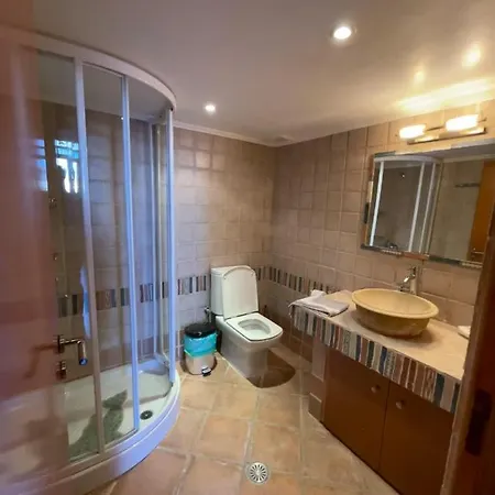 Casa Nikolou Chalki Town