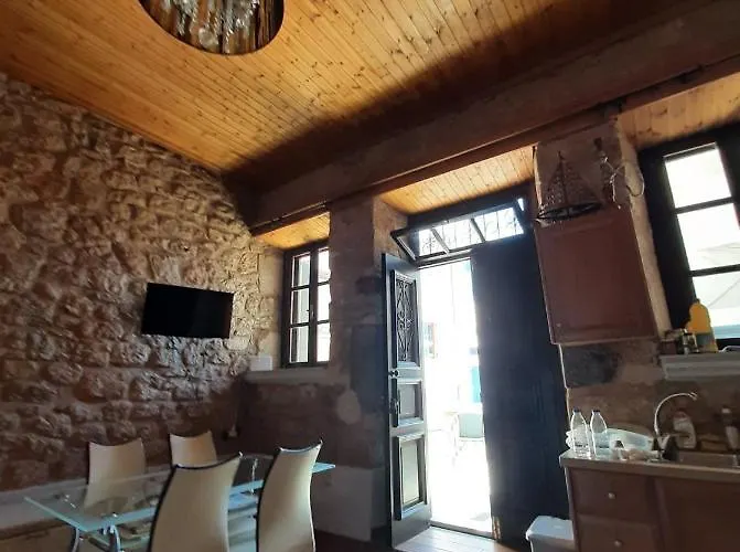 Casa Nikolou Dom wakacyjny Chalki Town