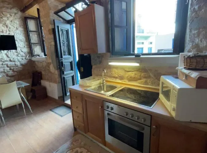 Casa Nikolou Chalki Town